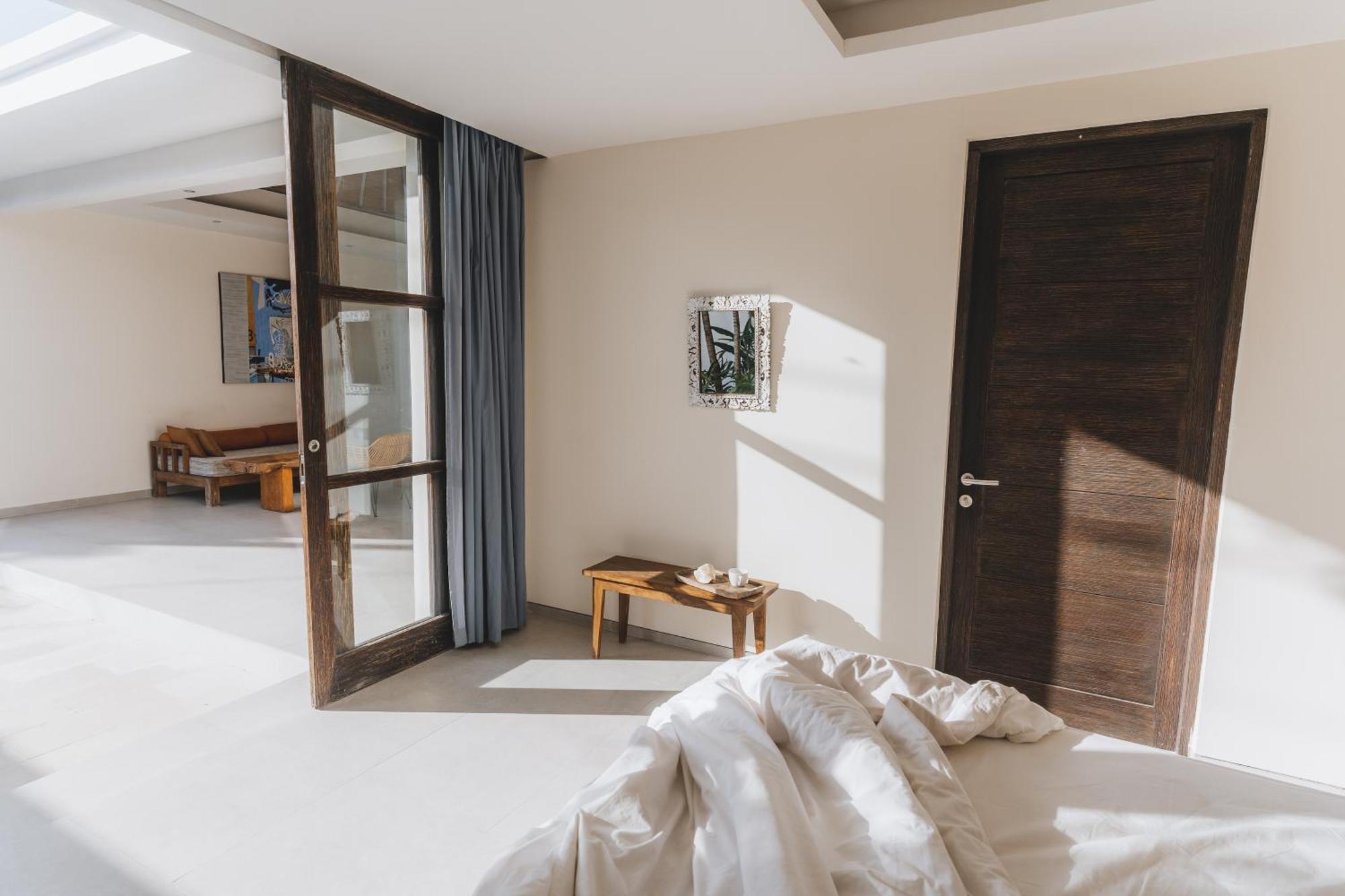 Aster Villa Seminyak エクステリア 写真
