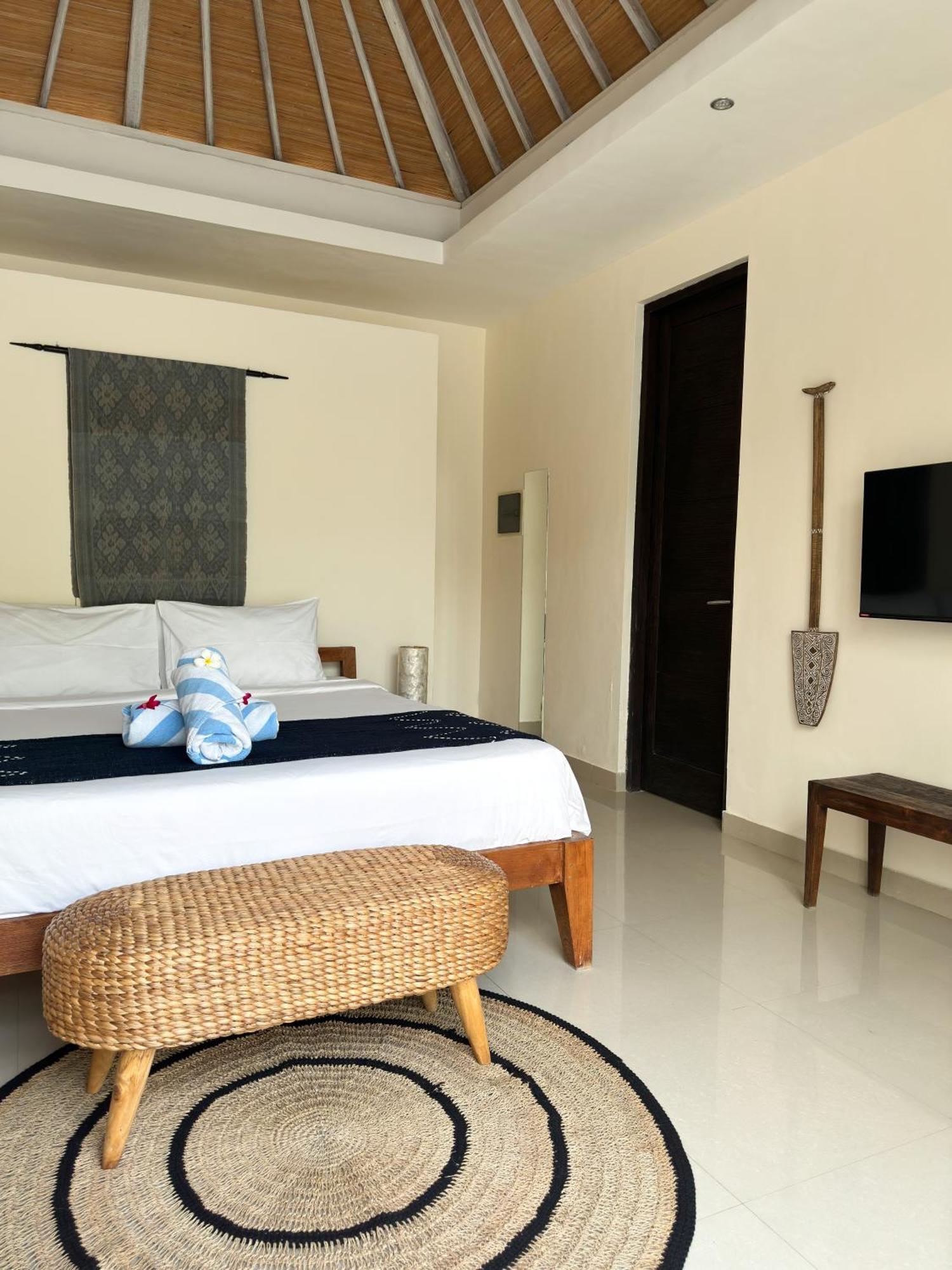 Aster Villa Seminyak エクステリア 写真